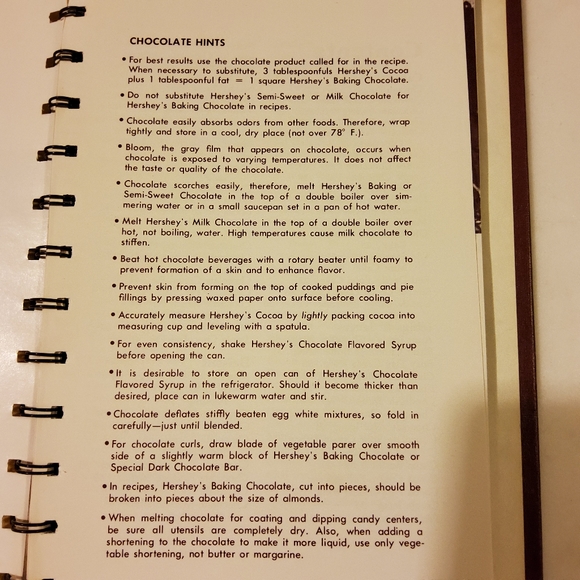 Vintage Hersheys 1934 Spiral Cookbook Revised & Expanded 1971 - Picture 6 of 17